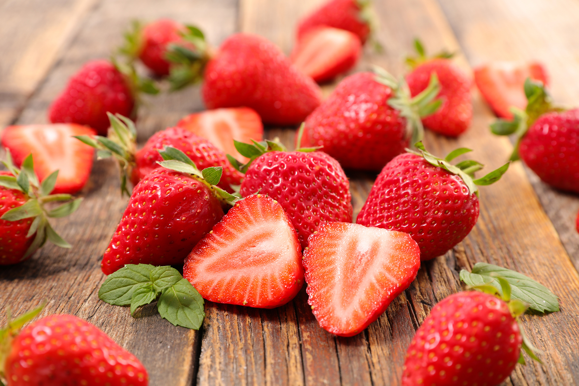 What Are the Benefits of Strawberries for Men?